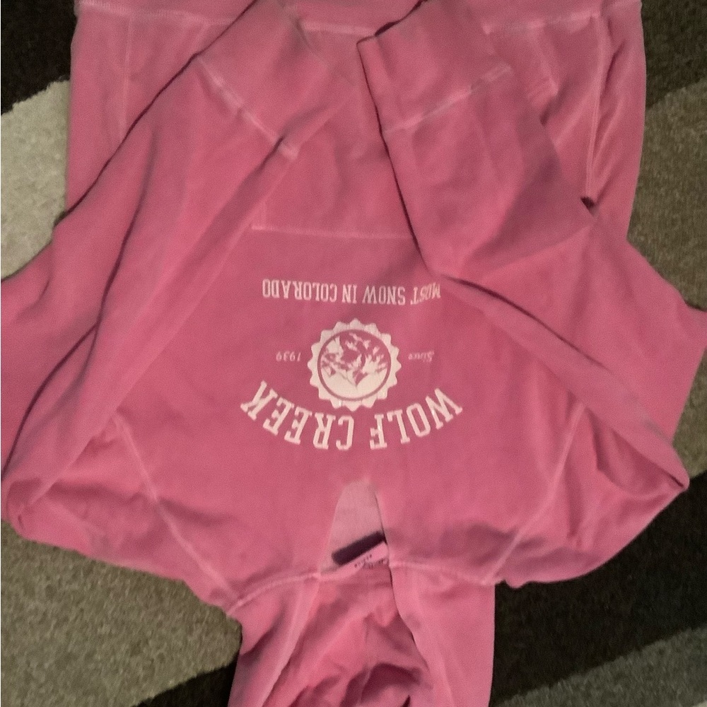 Womens Girls Wolf Creek Pink Pullover Hoodie